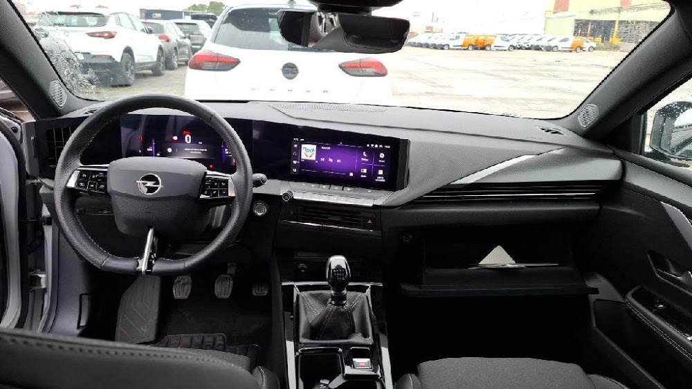 Foto Opel Astra 14