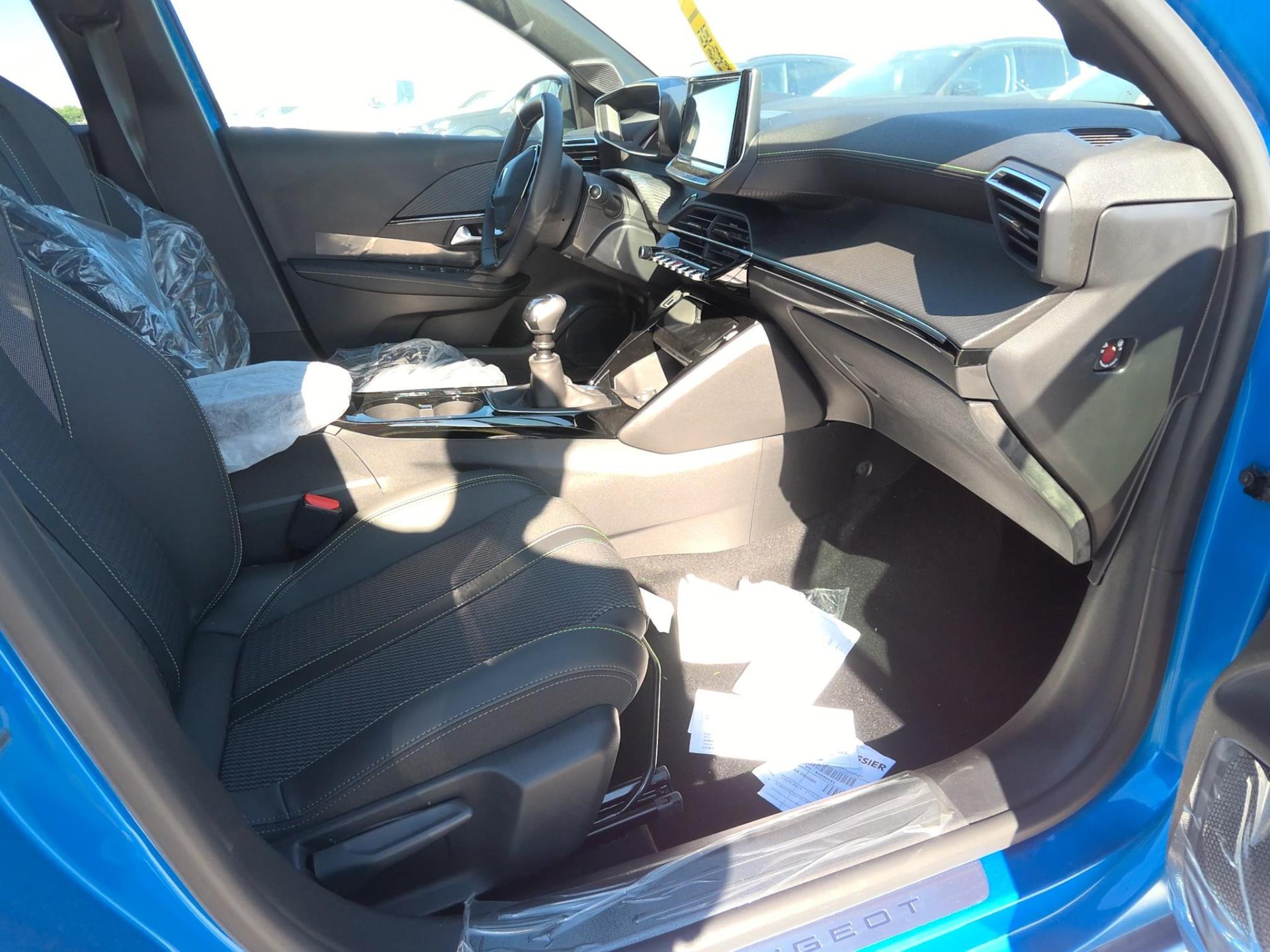 Peugeot 208 PureTech 100 S&S BVM6 GT 2024