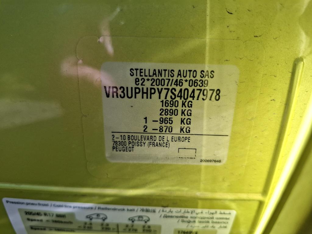 Peugeot 208 Hybrid 136 e-DCS6 GT 2025