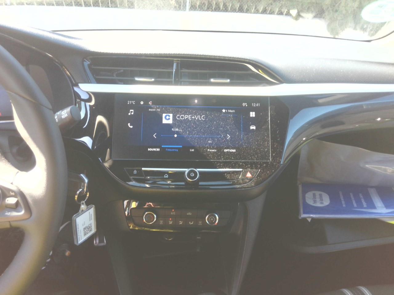 Foto Opel Corsa 16