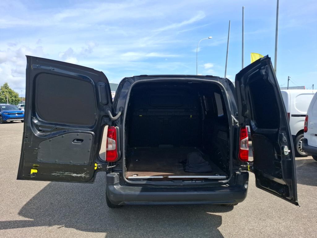 Opel COMBO CARGO 1.5 100 CH S/S L1H1 BVM6 STANDARD PACK CLIM 2022