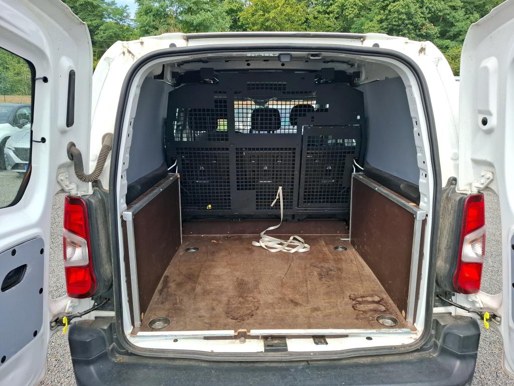 Citroen BERLINGO CA XL BLUEHDI 100 S&S BVM5 CONTROL 2021