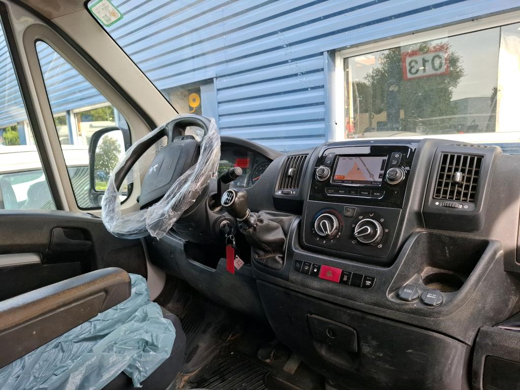 Peugeot BOXER TOLE 335 L2H2 BLUEHDI 120 S&S ASPHALT 2020