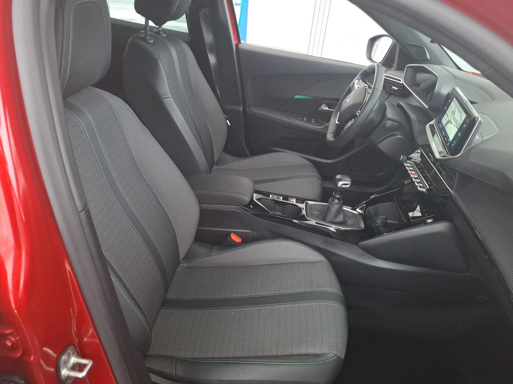 Peugeot 2008 PureTech 130 S&S BVM6 Allure Pack 2022