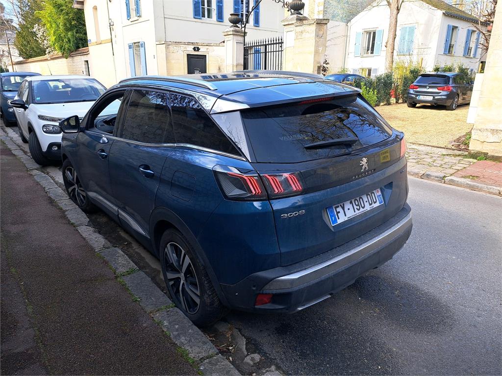 Peugeot 3008 Hybrid 225 e-EAT8 GT 2021