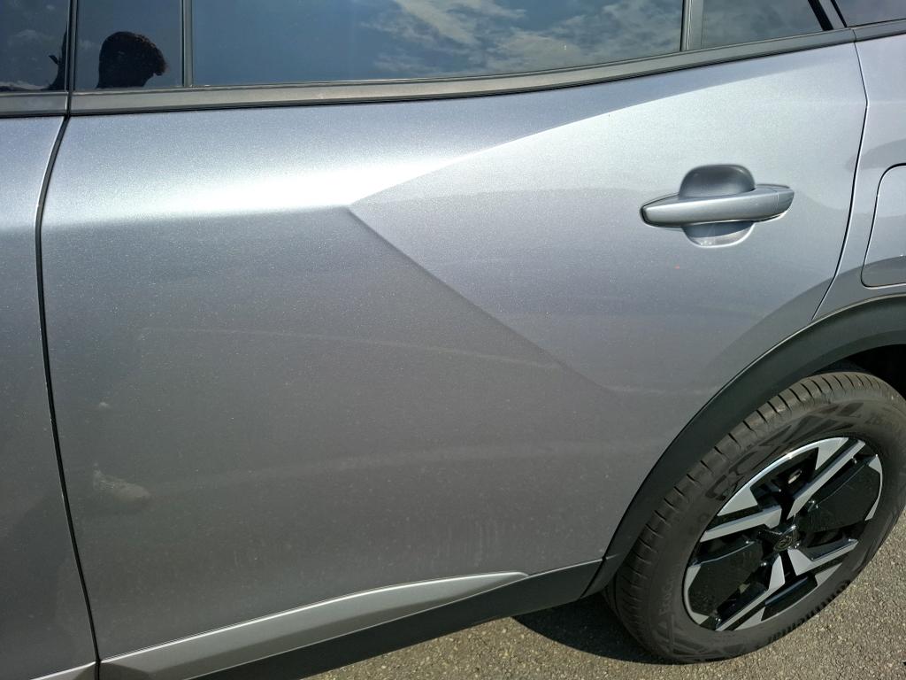 Peugeot 2008 Hybrid 136 e-DCS6 Allure 2024