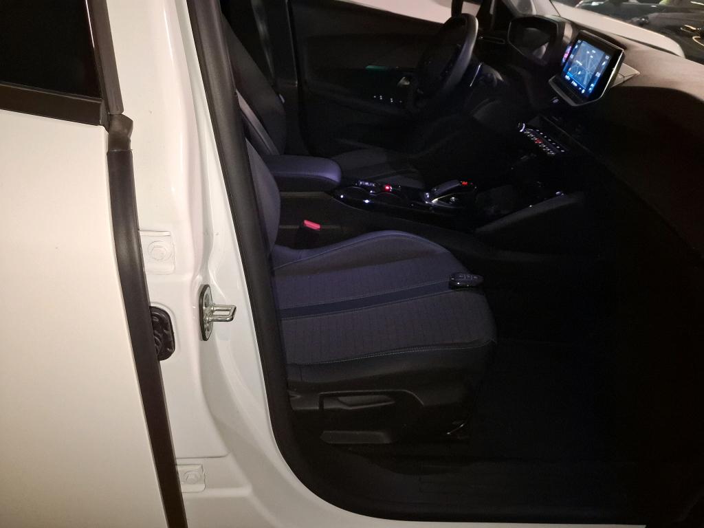 Peugeot 2008 BlueHDi 130 S&S EAT8 Allure Business 2021