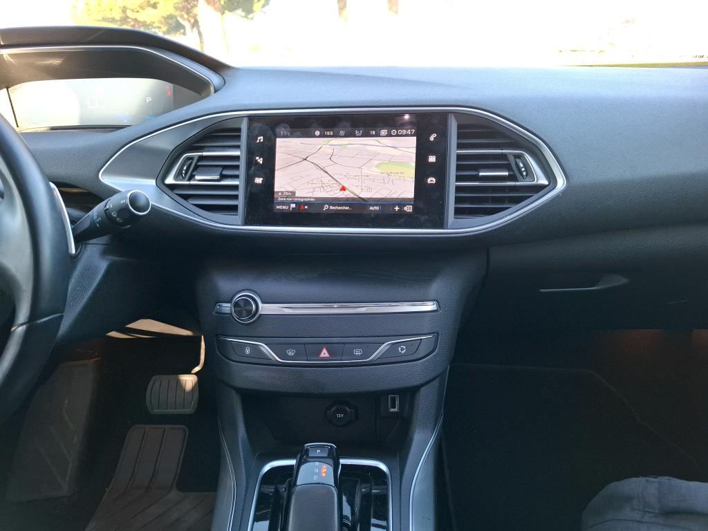 Peugeot 308 SW BlueHDi 130ch S&S EAT8 Allure Business 2021