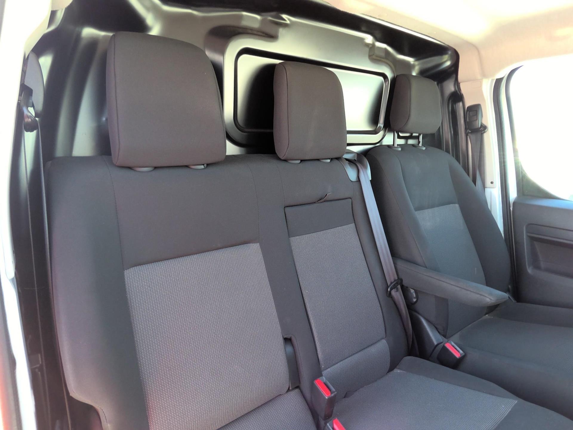 Opel VIVARO FGN TAILLE M BLUEHDI 120 S&S BVM6 2024