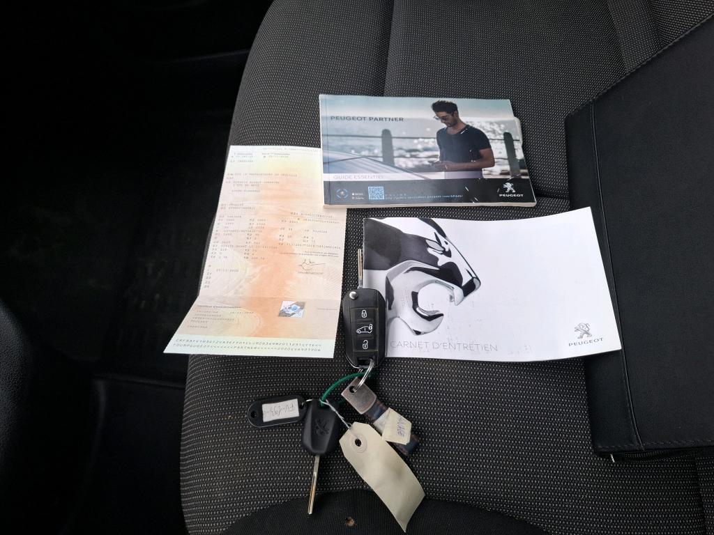 Peugeot PARTNER FOURGON STANDARD 650 KG BLUEHDI 100 S&S BVM5 PREMIUM 2020