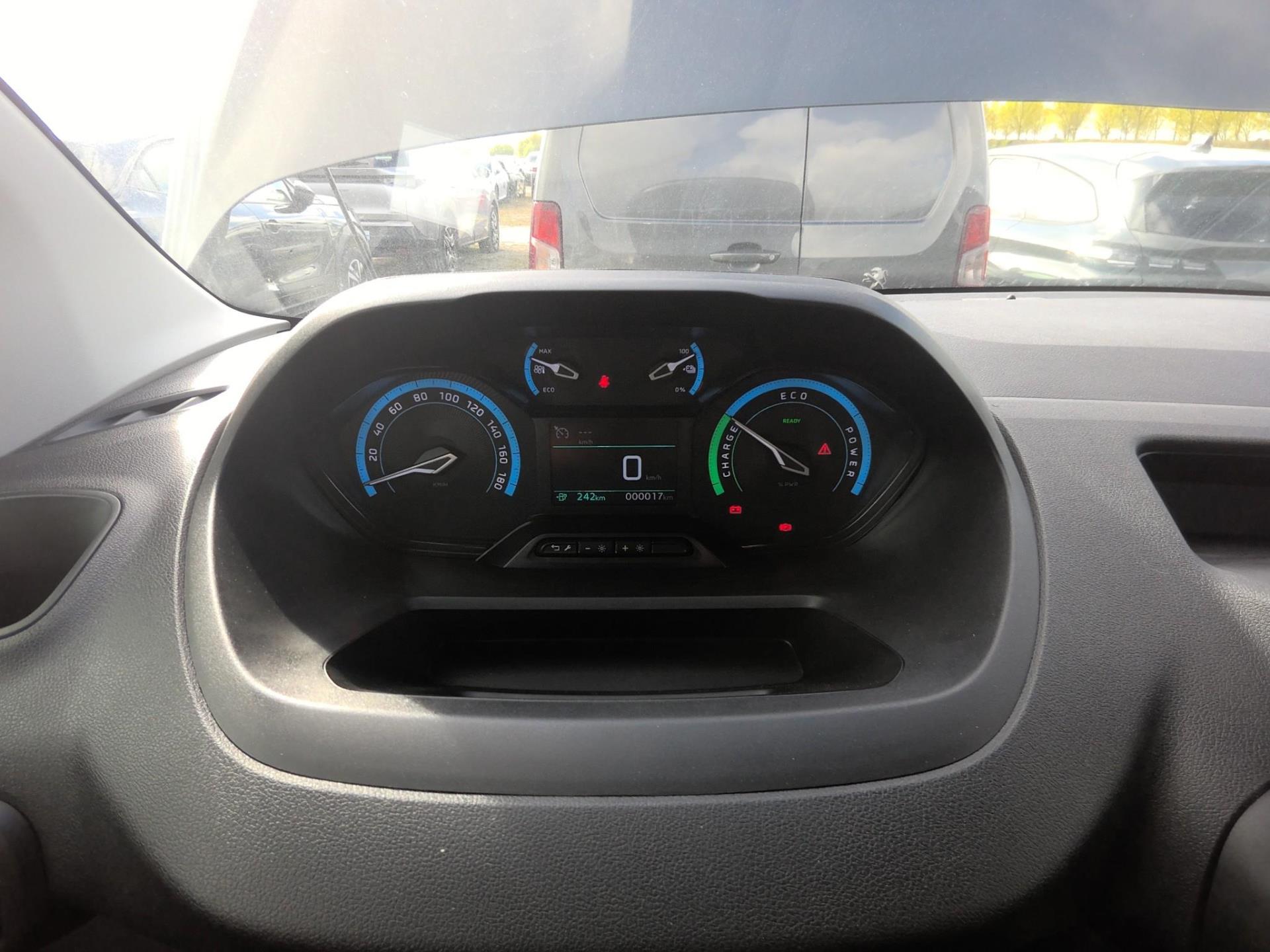 Peugeot E-PARTNER FOURGON M 800 KG 136 CH BATTERIE 50 KWH  2023