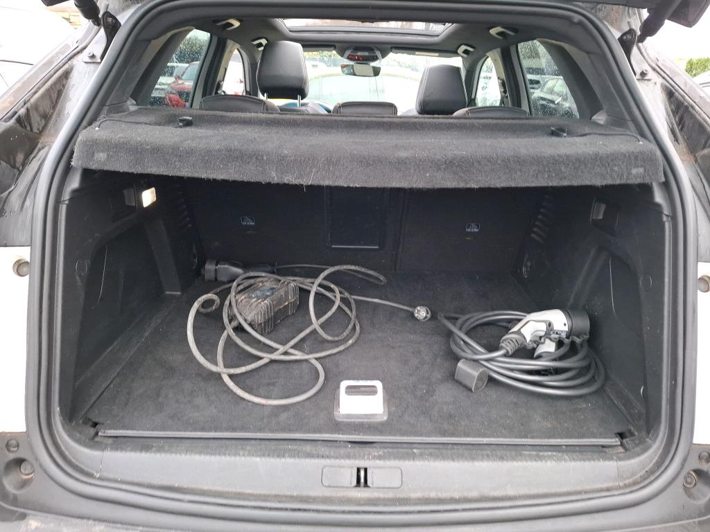 Peugeot 3008 Hybrid4 300 e-EAT8 GT 2020