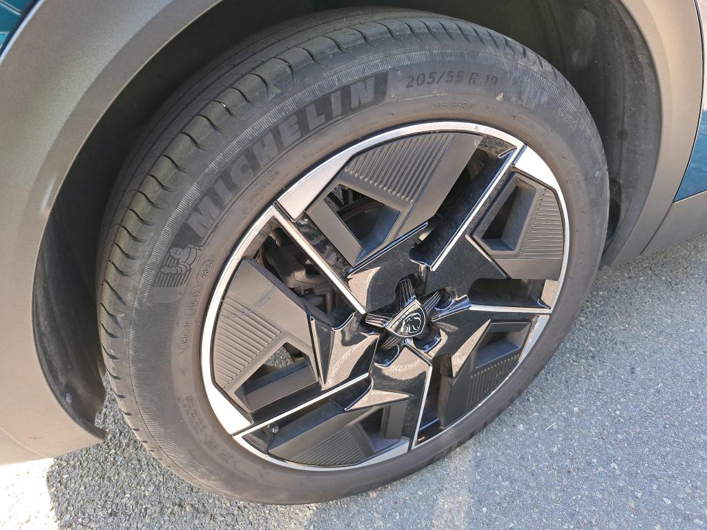 Peugeot 408 PureTech 130 ch S&S EAT8 GT 2024