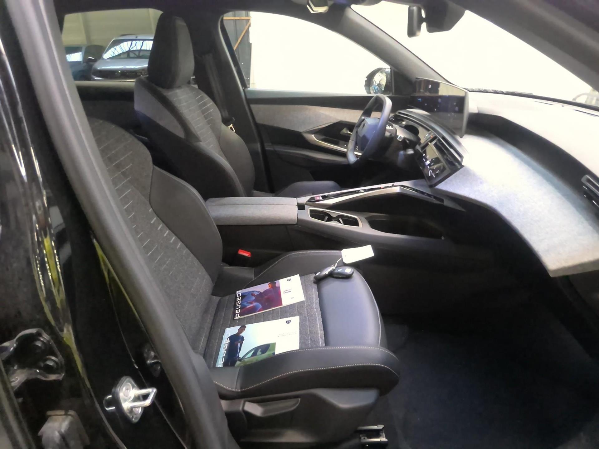 Peugeot 3008 Electrique 210 ch 73 kWh Allure 2025