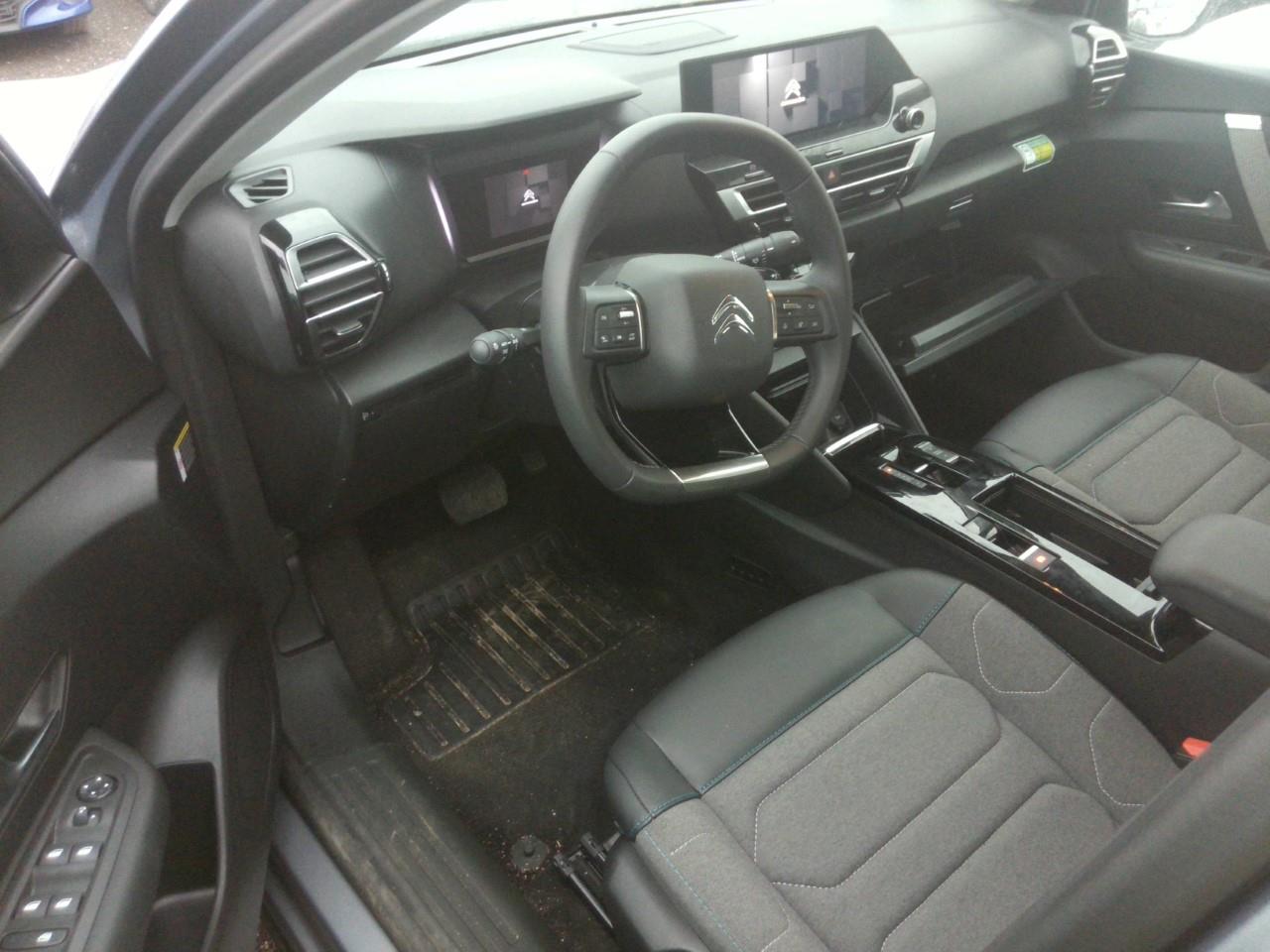 Foto Citroën C4 X 3