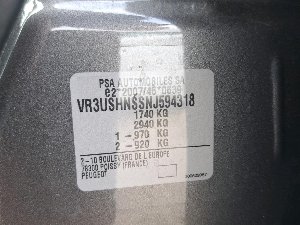 Peugeot 2008 PureTech 130 S&S EAT8 Roadtrip 2022