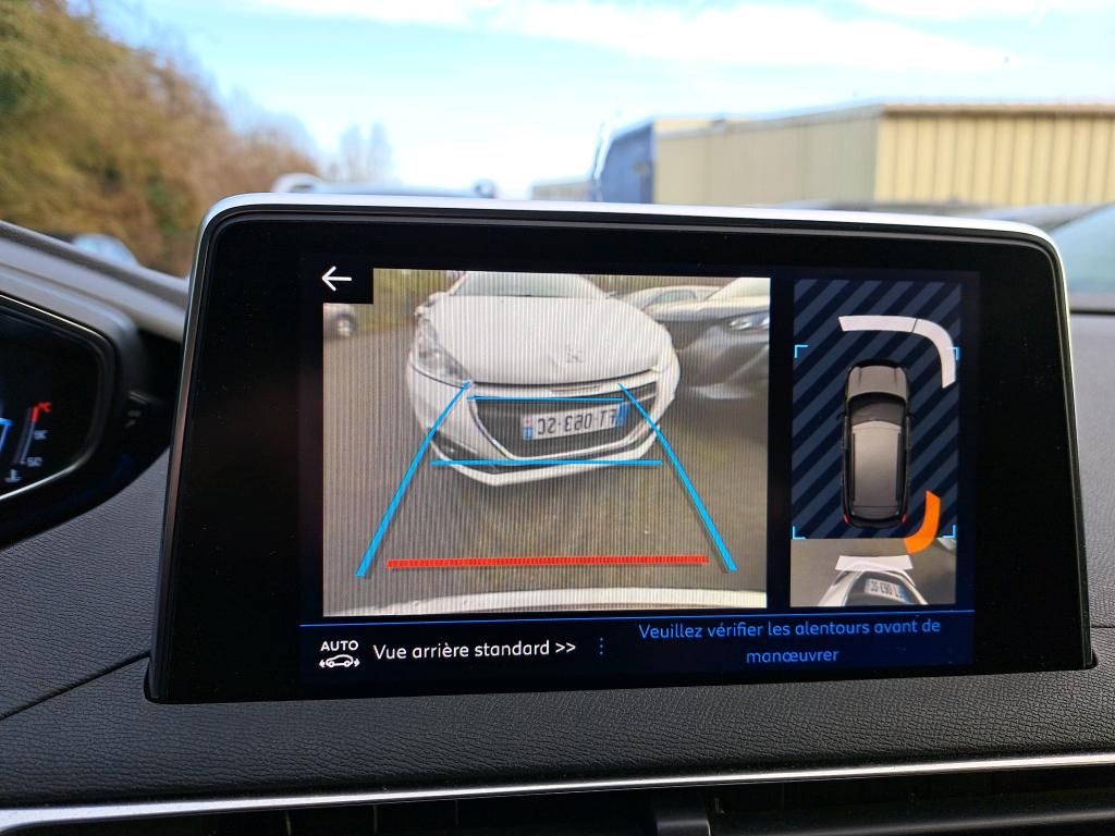 Peugeot 3008 BlueHDi 130ch S&S EAT8 Active Business 2020
