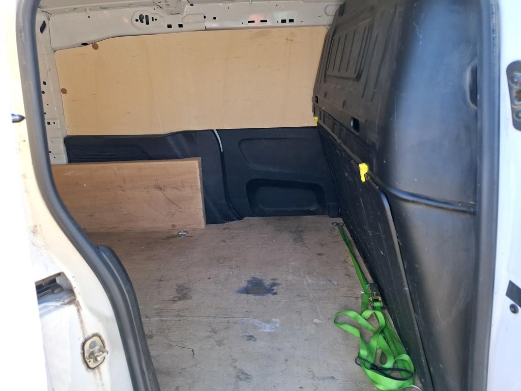 Peugeot PARTNER FOURGON STANDARD 650 KG BLUEHDI 100 S&S BVM5 PREMIUM 2021