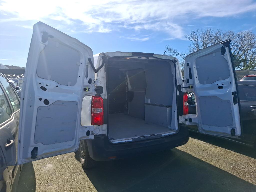 Peugeot EXPERT FGN TOLE STANDARD 2.0  BLUEHDI 120 S&S EAT8 ASPHALT 2021