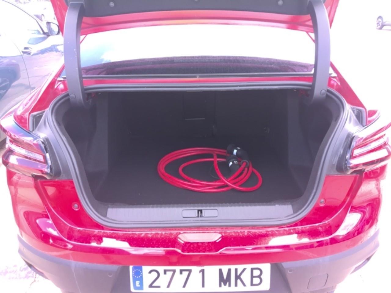 Foto Citroën ë-C4 7