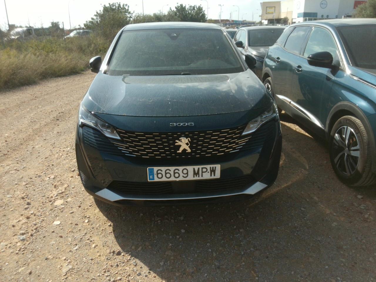Peugeot 3008 3008 Allure Pack Gasolina 130 S&S 6 Vel. MAN