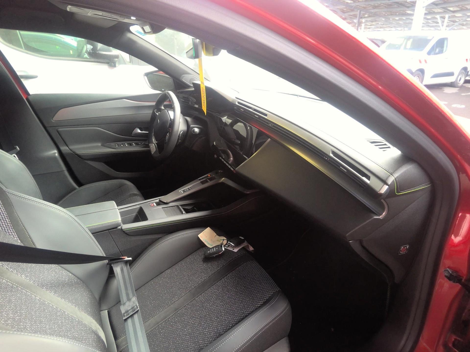 Peugeot 308 SW Plug-in Hybrid 195 ch e-DCS7 GT 2024