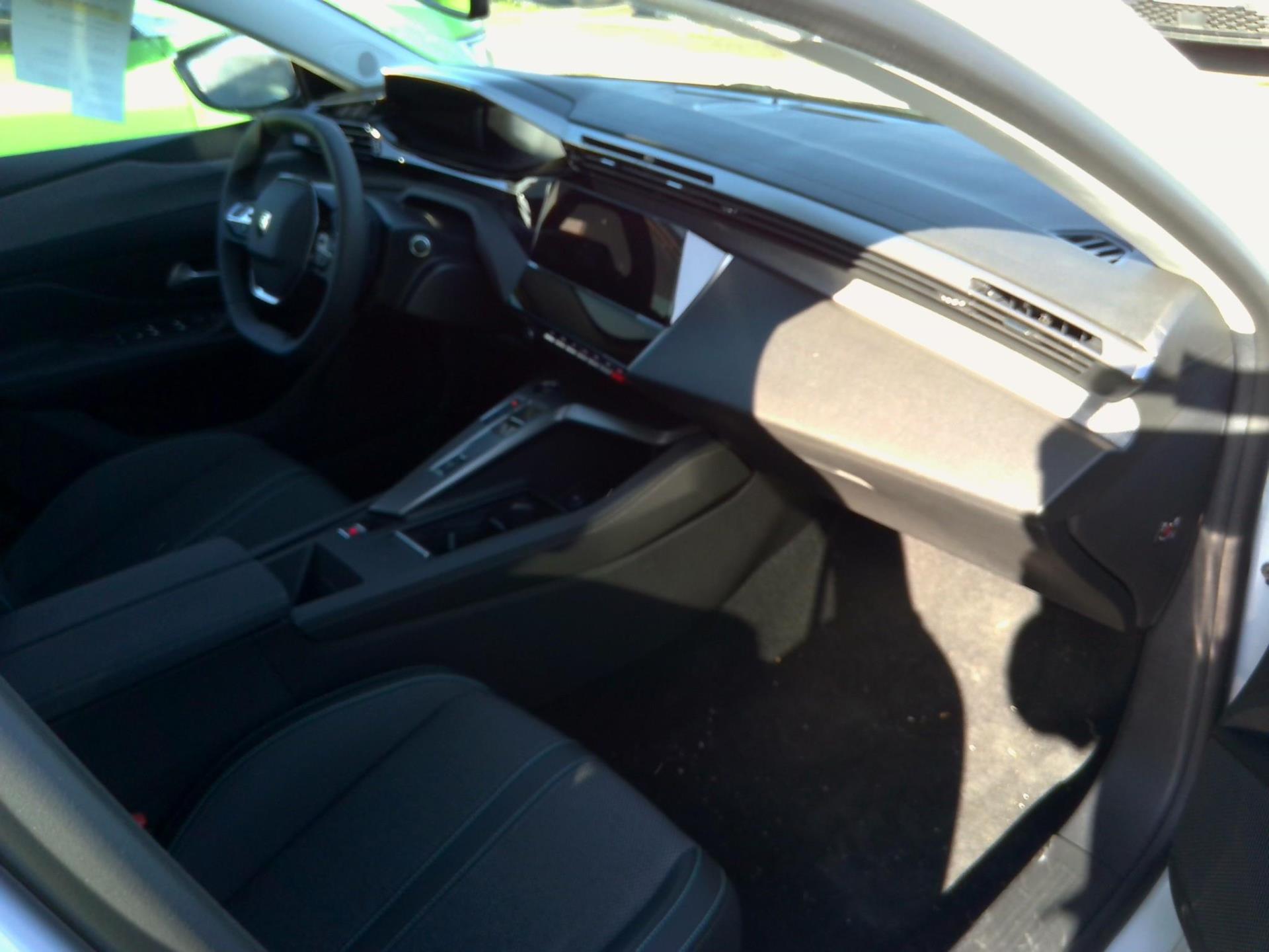 Peugeot 308 SW BlueHDi 130ch S&S EAT8 Allure 2024