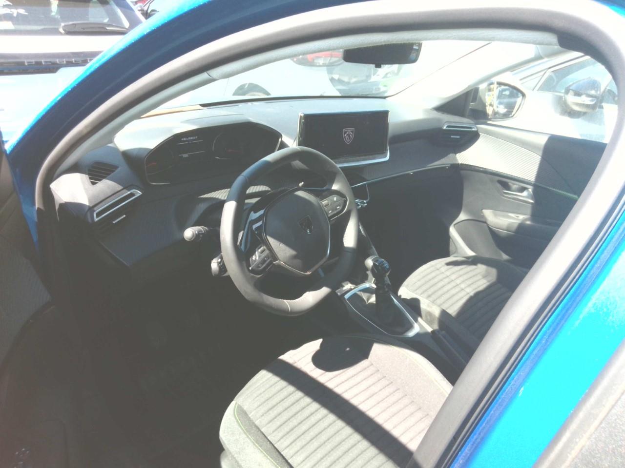 Foto Peugeot 208 3