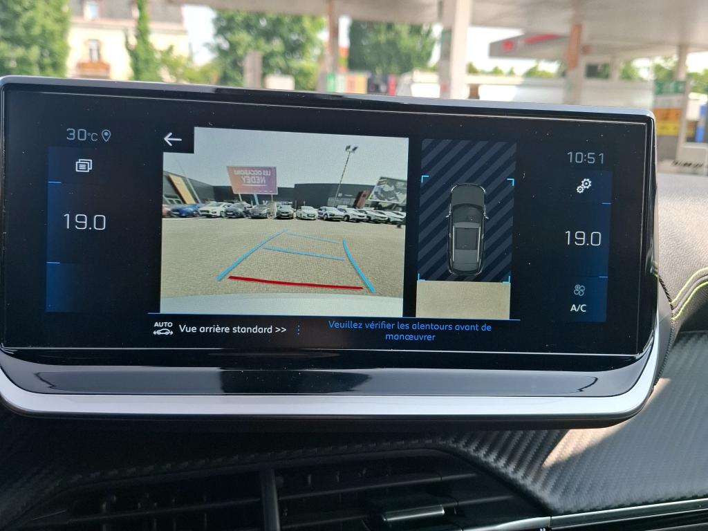 Peugeot 2008 PureTech 130 S&S EAT8 GT 2022