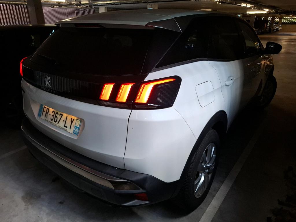 Peugeot 3008 BlueHDi 130ch S&S EAT8 Active Business 2020