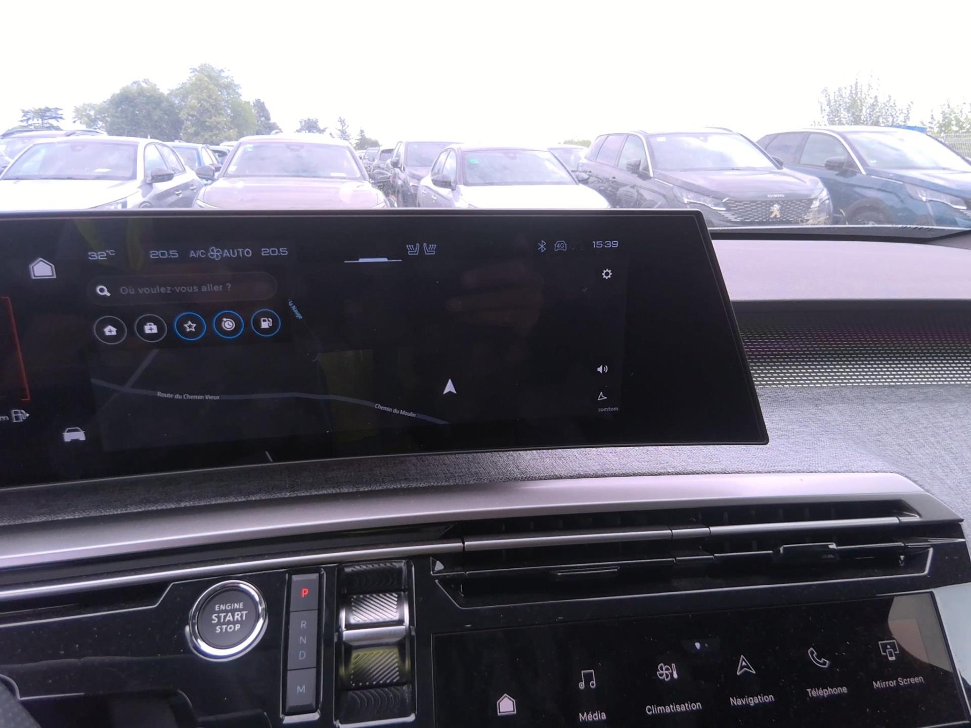 Peugeot 5008 Hybrid 136 e-DCS6 GT 2025