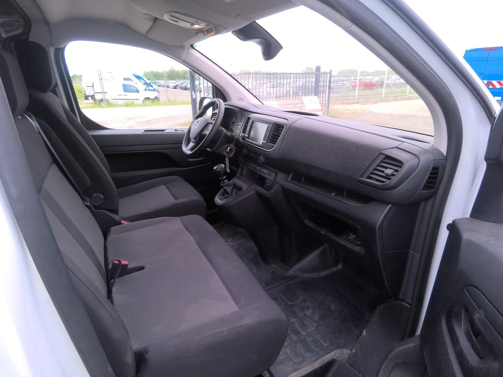 Opel VIVARO FGN TAILLE M BLUEHDI 120 S&S BVM6  2023