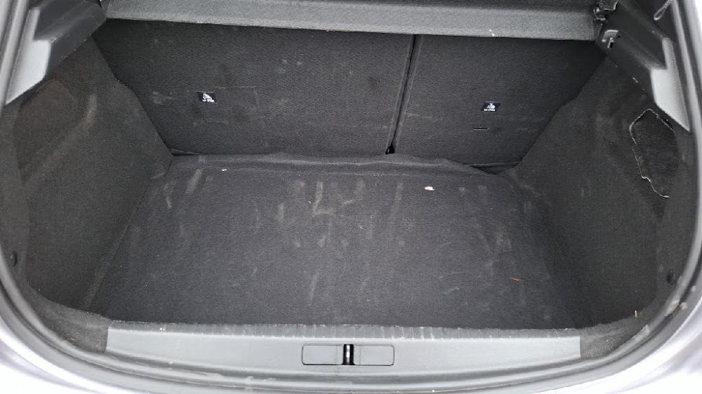 Foto Peugeot 208 14