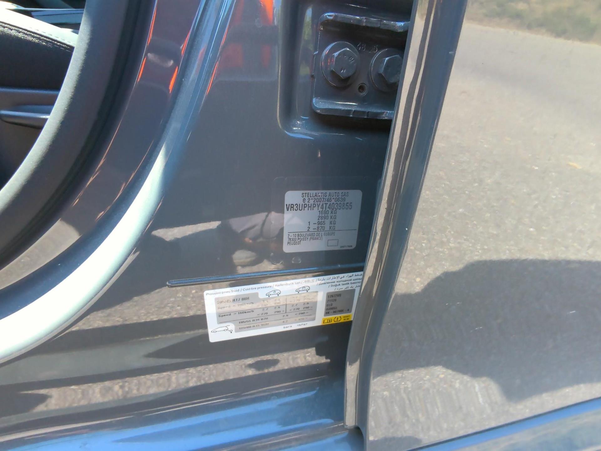 Peugeot 208 Hybrid 145 ch e-DCS6 GT 2026
