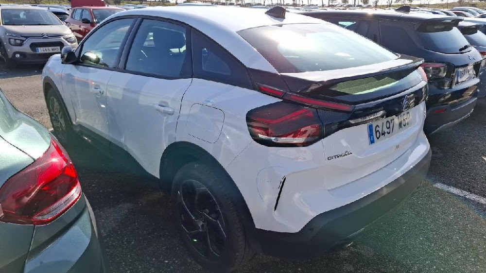 Foto Citroën C4 X 6
