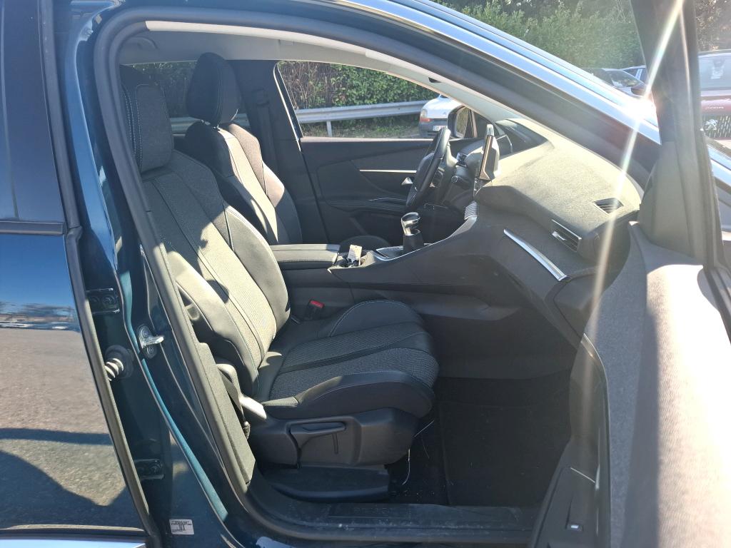 Peugeot 3008 PureTech 130ch S&S BVM6 Allure Pack 2022