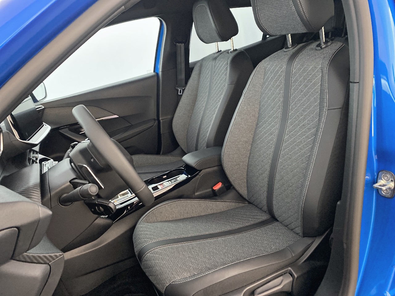 Peugeot 2008 PureTech 130 S&S EAT8 Allure 2024