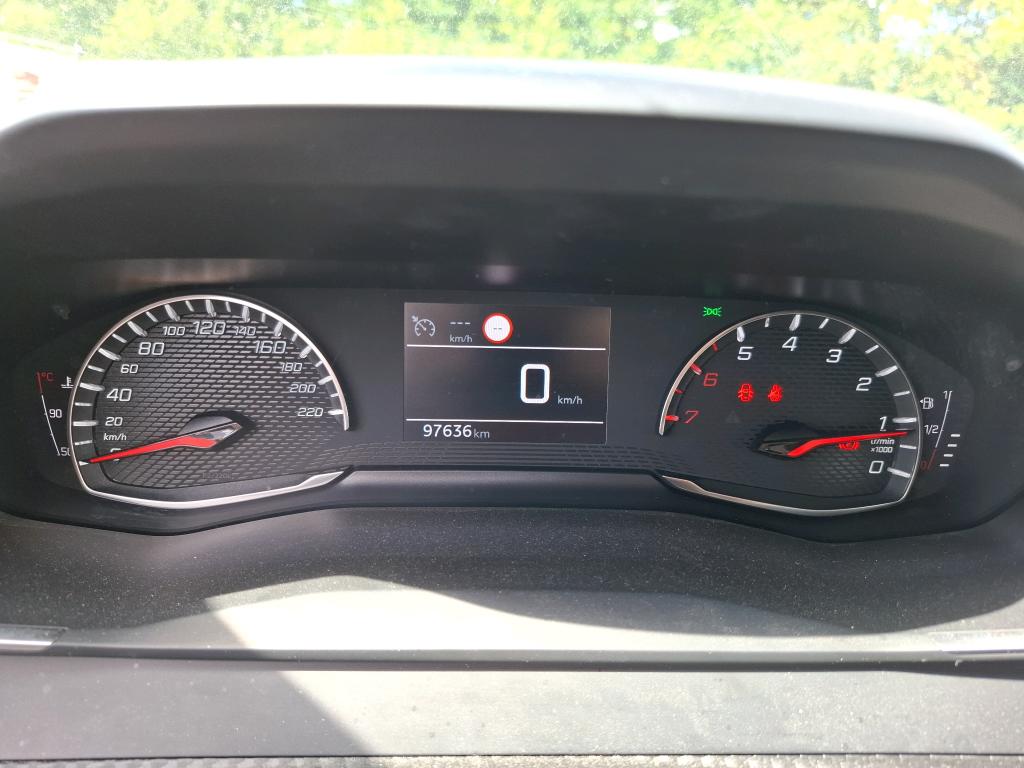 Peugeot 2008 BlueHDi 100 S&S BVM6 Active Business 2020
