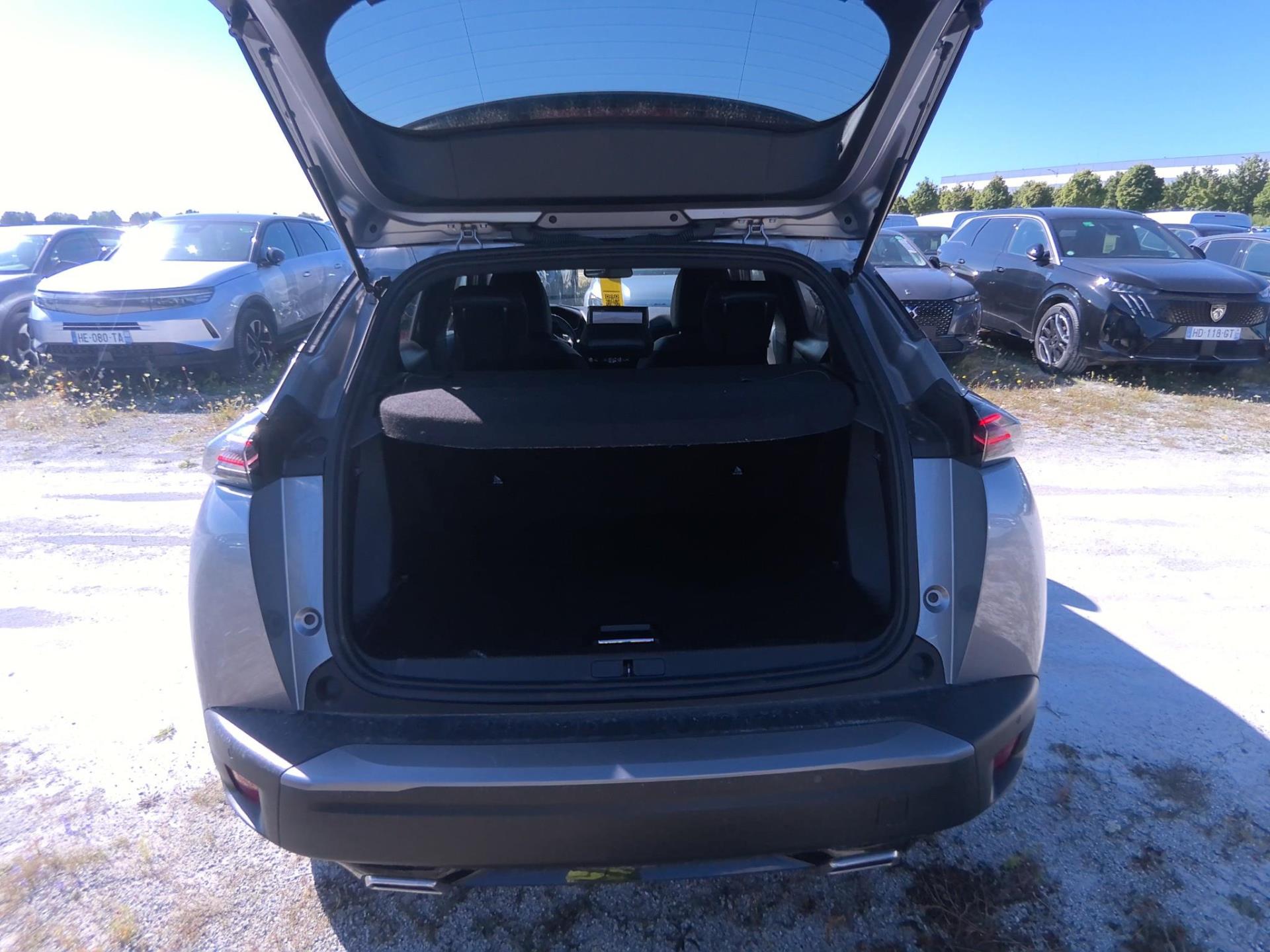 Peugeot 2008 Hybrid 145 ch e-DCS6 Allure 2025