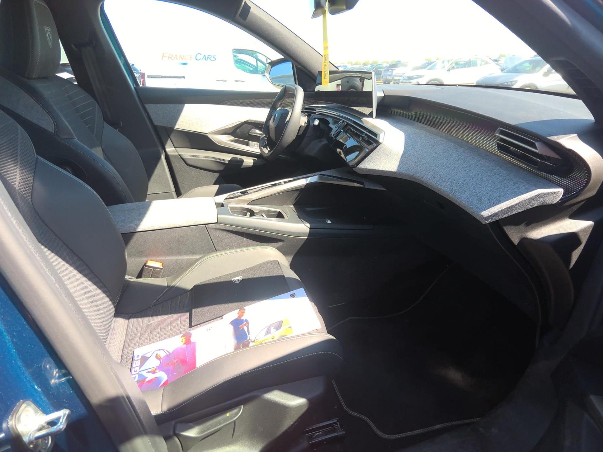 Peugeot 5008 Hybrid 145 ch e-DCS6 GT 2025