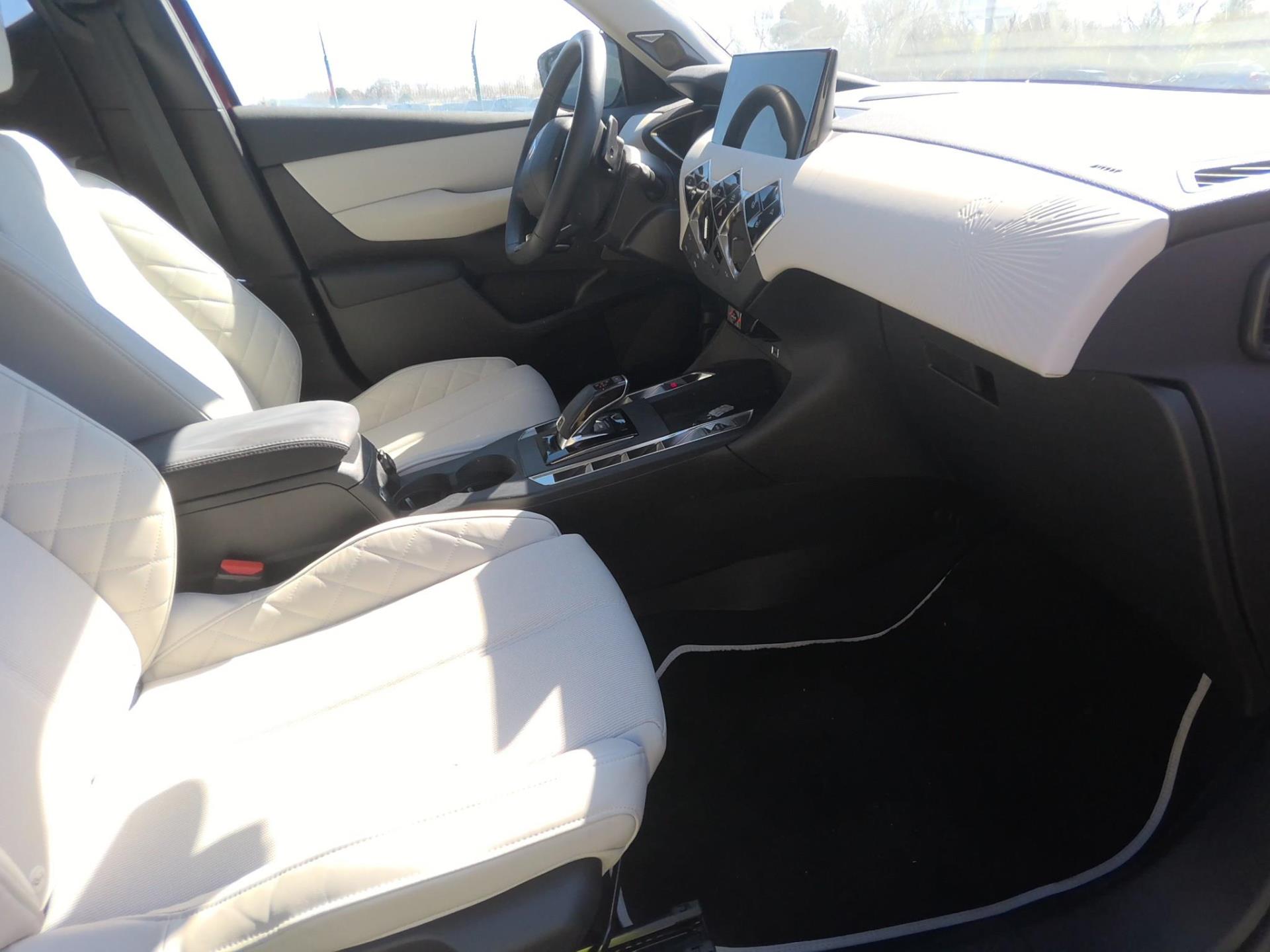 DS DS 3 PureTech 130 EAT8 Esprit de Voyage 2024