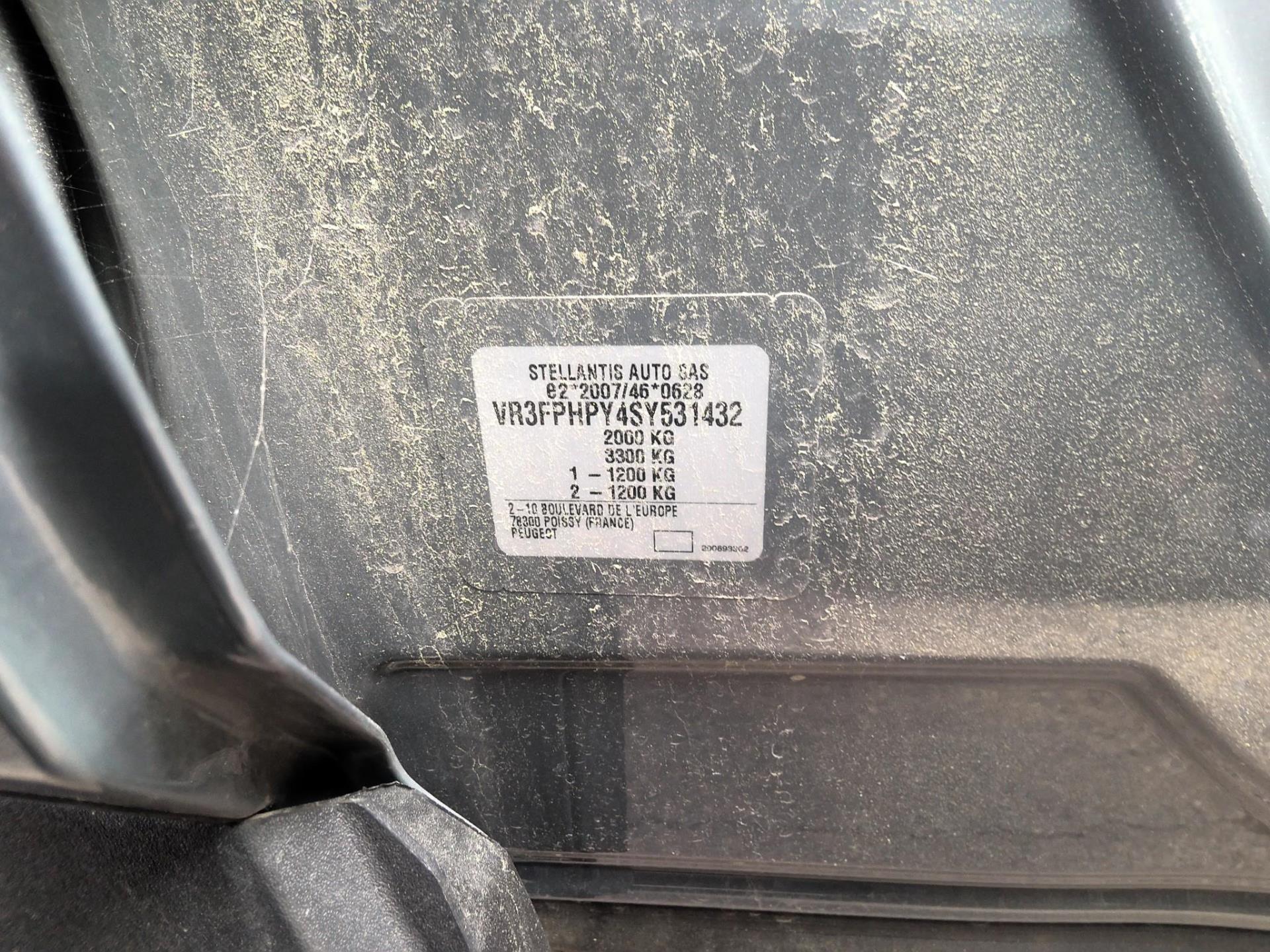 Peugeot 408 Hybrid 145 e-DCS6 GT 2025