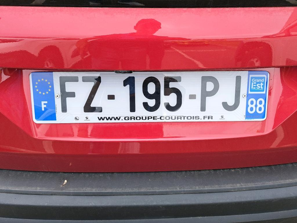 Peugeot 3008 BlueHDi 130ch S&S EAT8 Active Business 2021