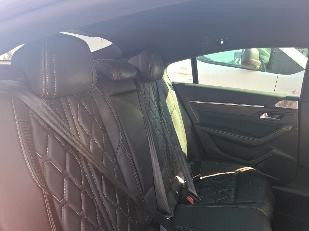 Peugeot 508 Hybrid 225 e-EAT8 GT Pack 2021