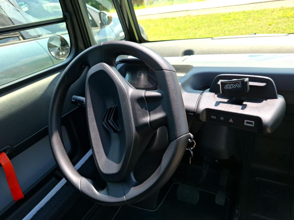 Citroen AMI 