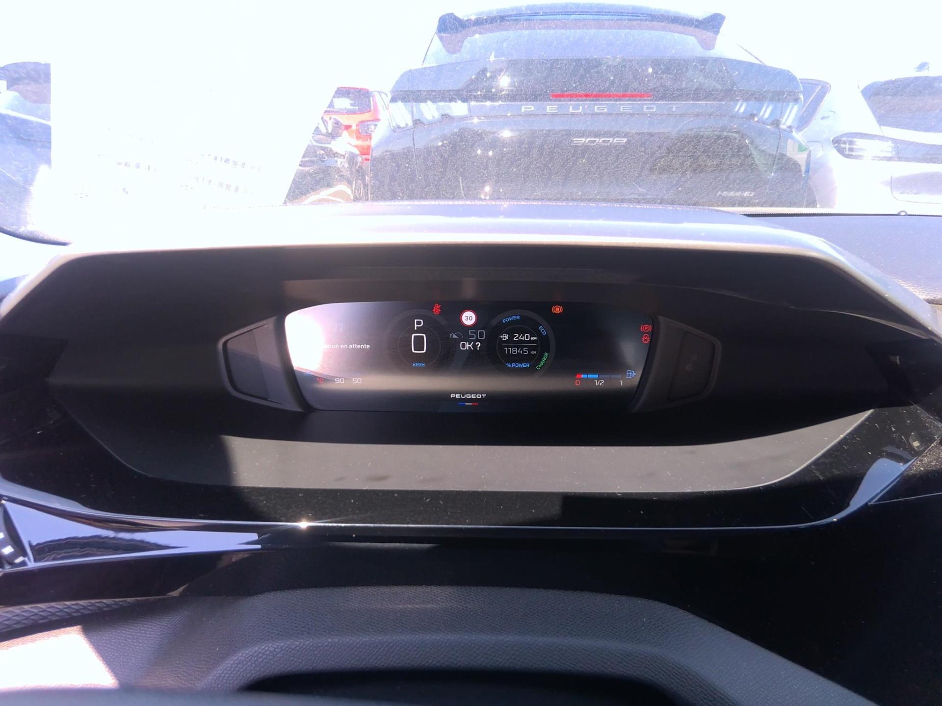 Peugeot 308 Hybrid 145 e-DCS6 Style 2026