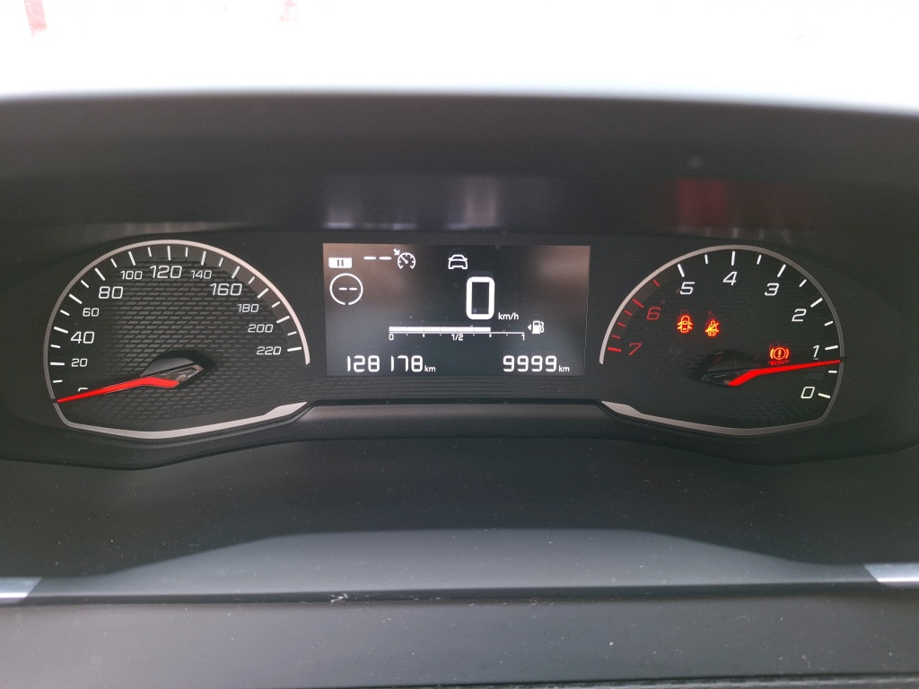 Peugeot 208 BLUEHDI 100 S&S BVM6 PREMIUM PACK 2021