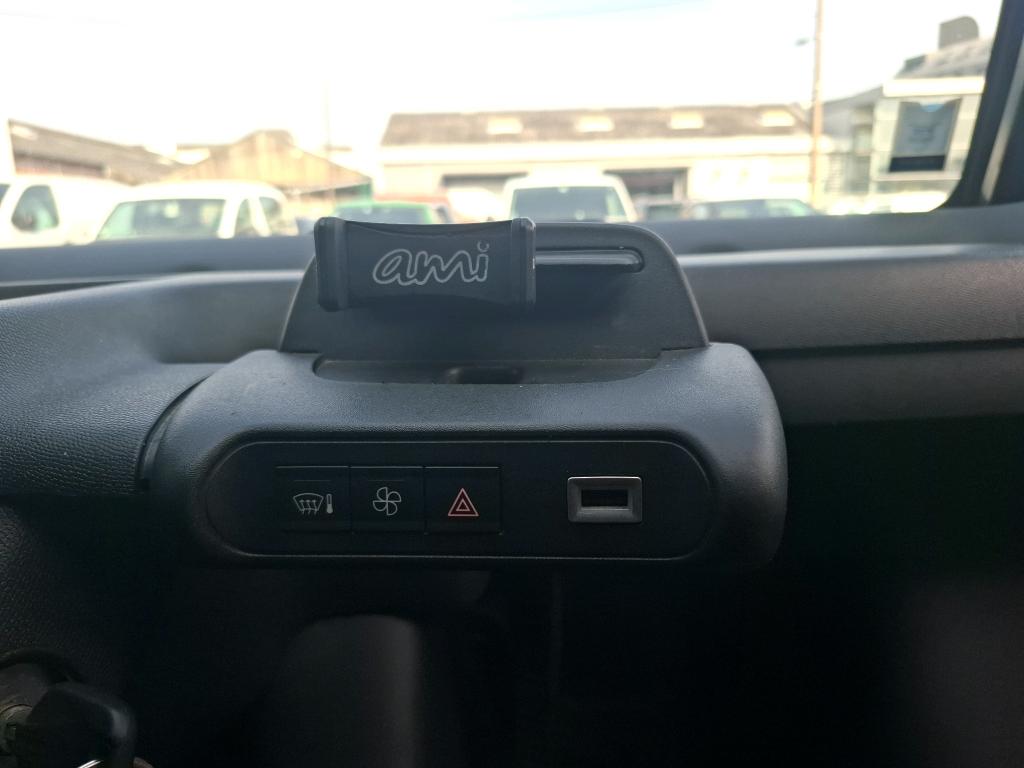 Citroen AMI 