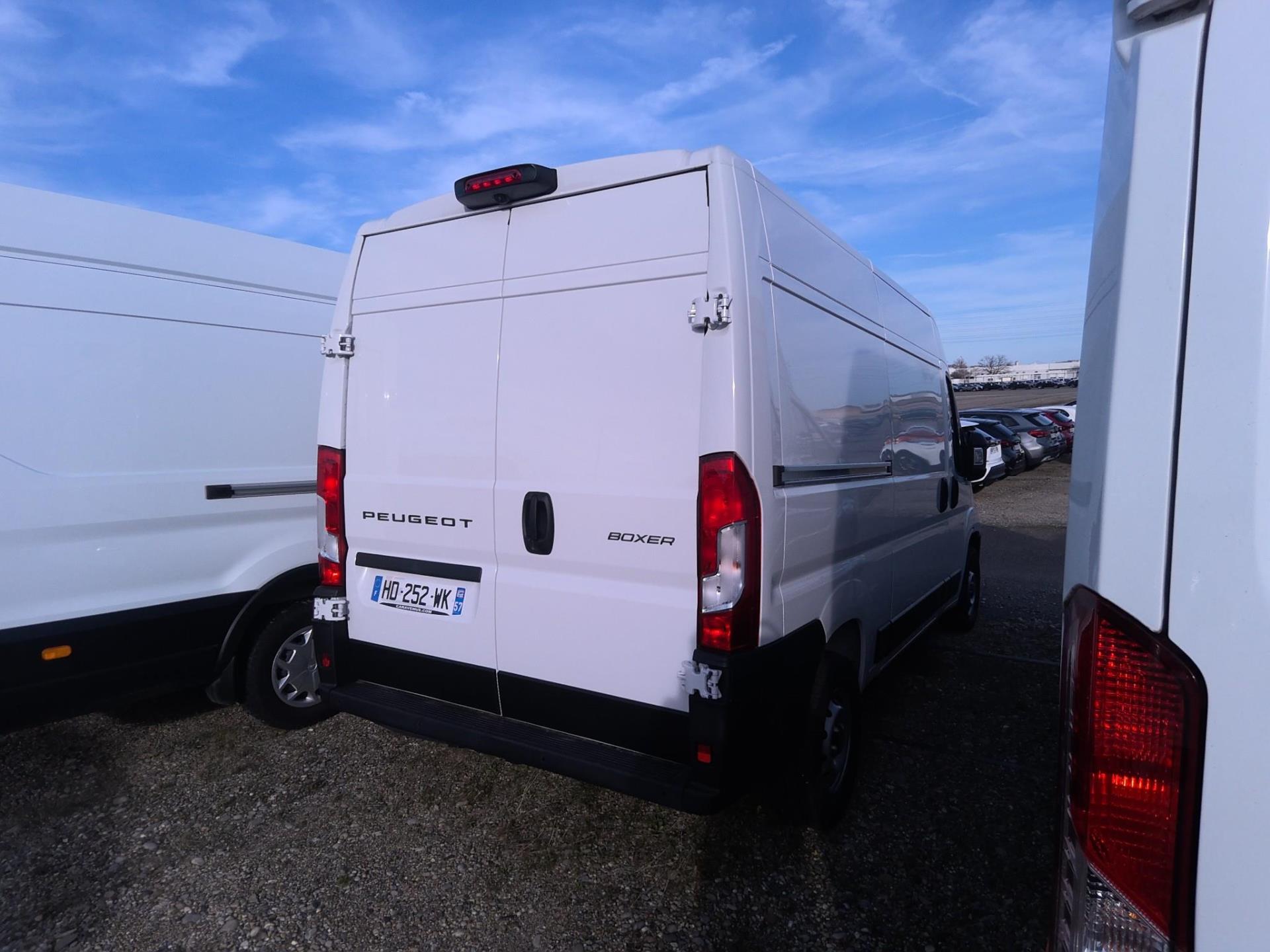 Peugeot BOXER FGN TOLE 3.5 T L2H2 140 S&S BVM6 2025