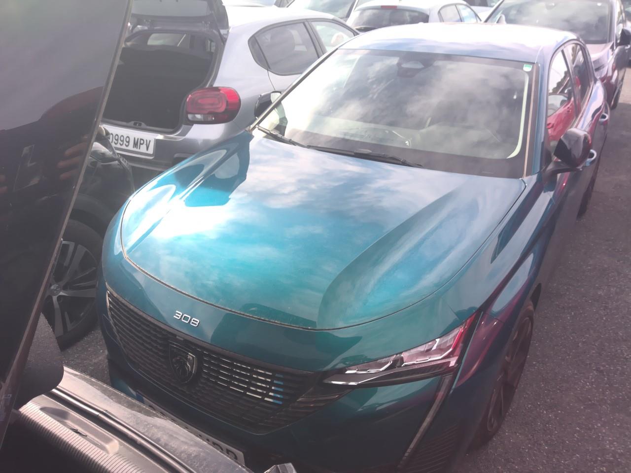 Peugeot 308 308 5p Allure Gasolina 130 S&S 6 Vel. MAN